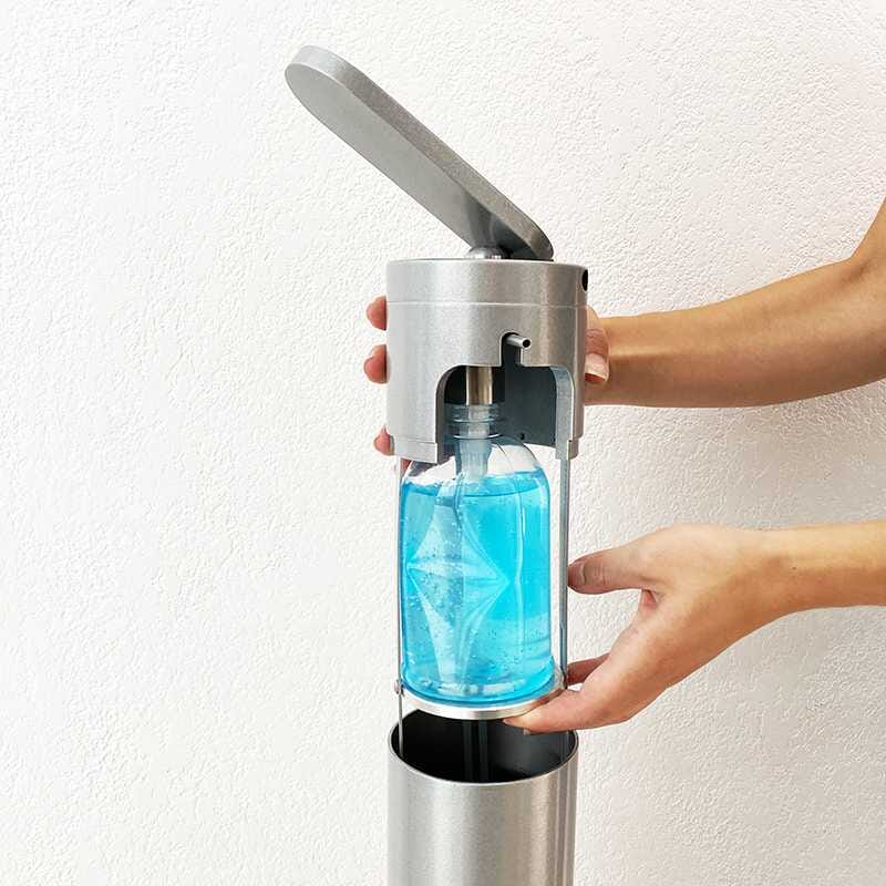 Distributeur de gel hydroalcoolique, commande au coude, fabrication française