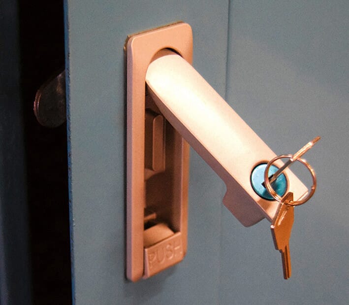 Armoire métallique 3 étagères 300 kg