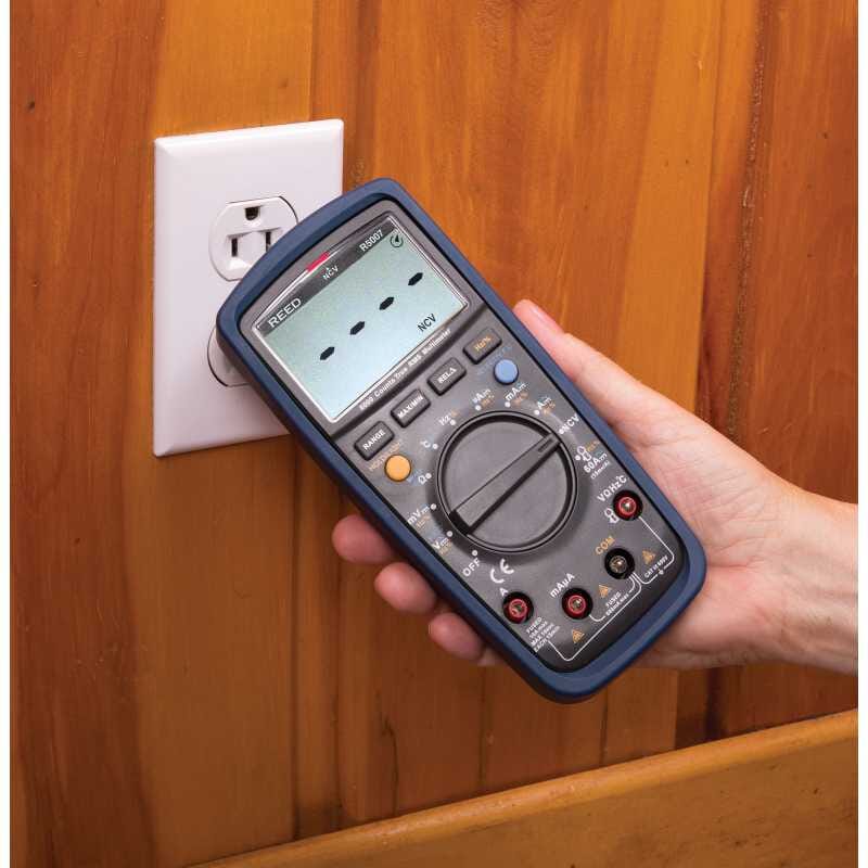 Multimètre numérique v.e.v. avec détecteur de tension sans contact